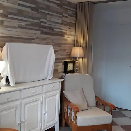 Port Aventura / Bord De / Ideal Pour Petite Famille Salou